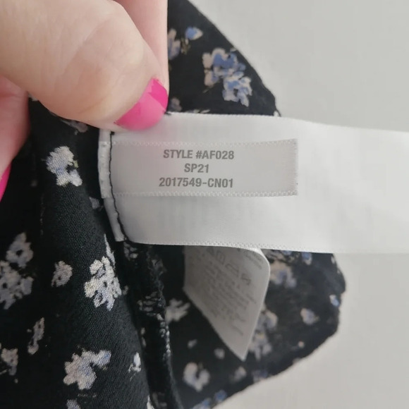 Madewell Ruffle Wrap Mini Skirt in Baby's Breath Blue Micro Floral 4 - Picture 13 of 16